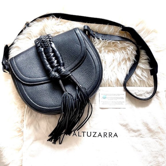 New Altuzarra Ghianda Knot Saddle Bag in Black Leather - Picture 5 of 14
